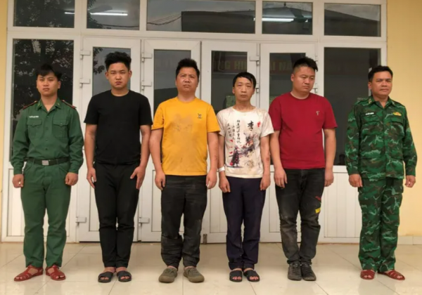 Triệt phá vụ đưa 4 người Trung Quốc xuất cảnh trái phép từ Việt Nam sang Lào